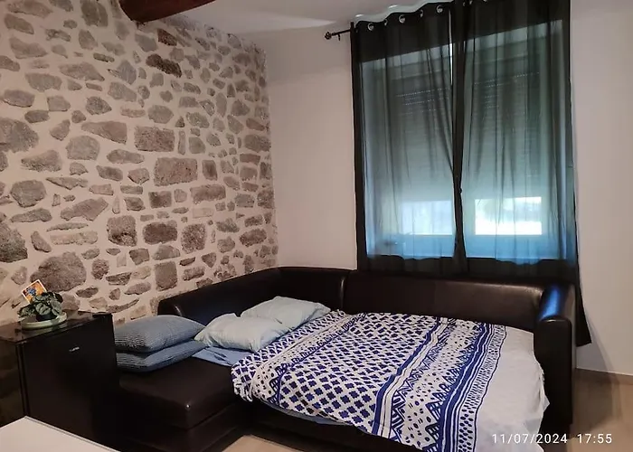 La Porte Verte شقة