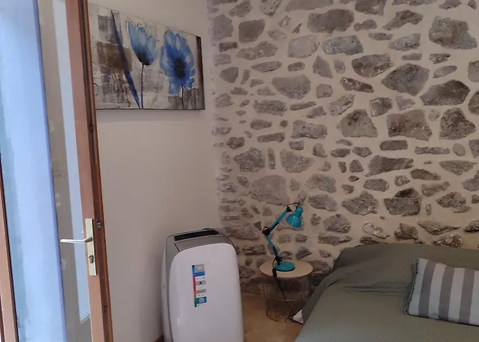 La Porte Verte شقة